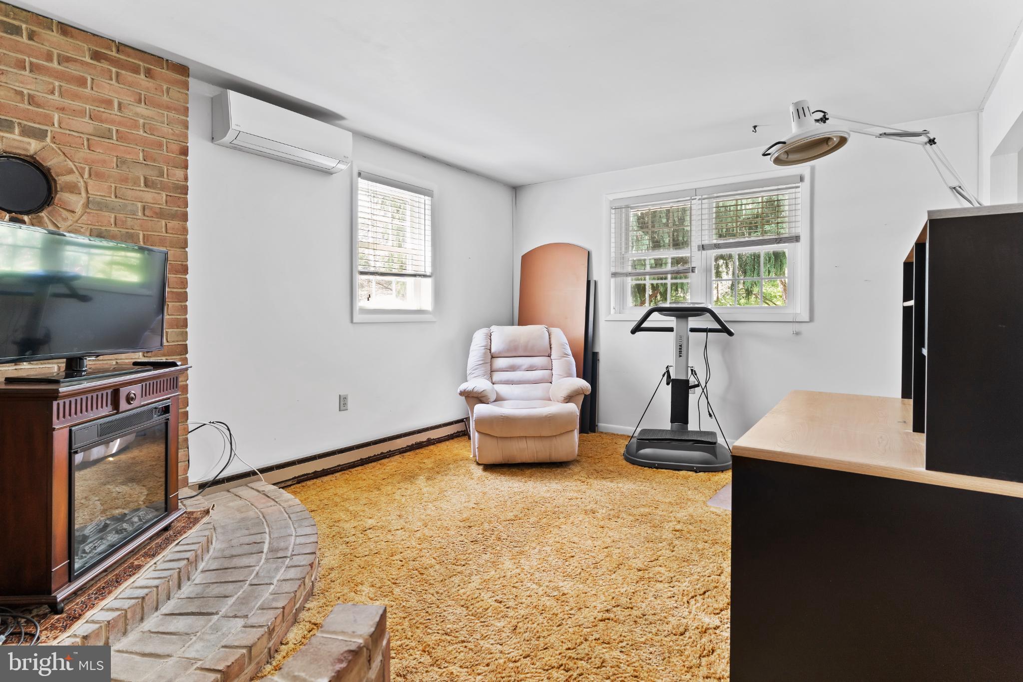 GREENBRIAR MEADOWS - Residential