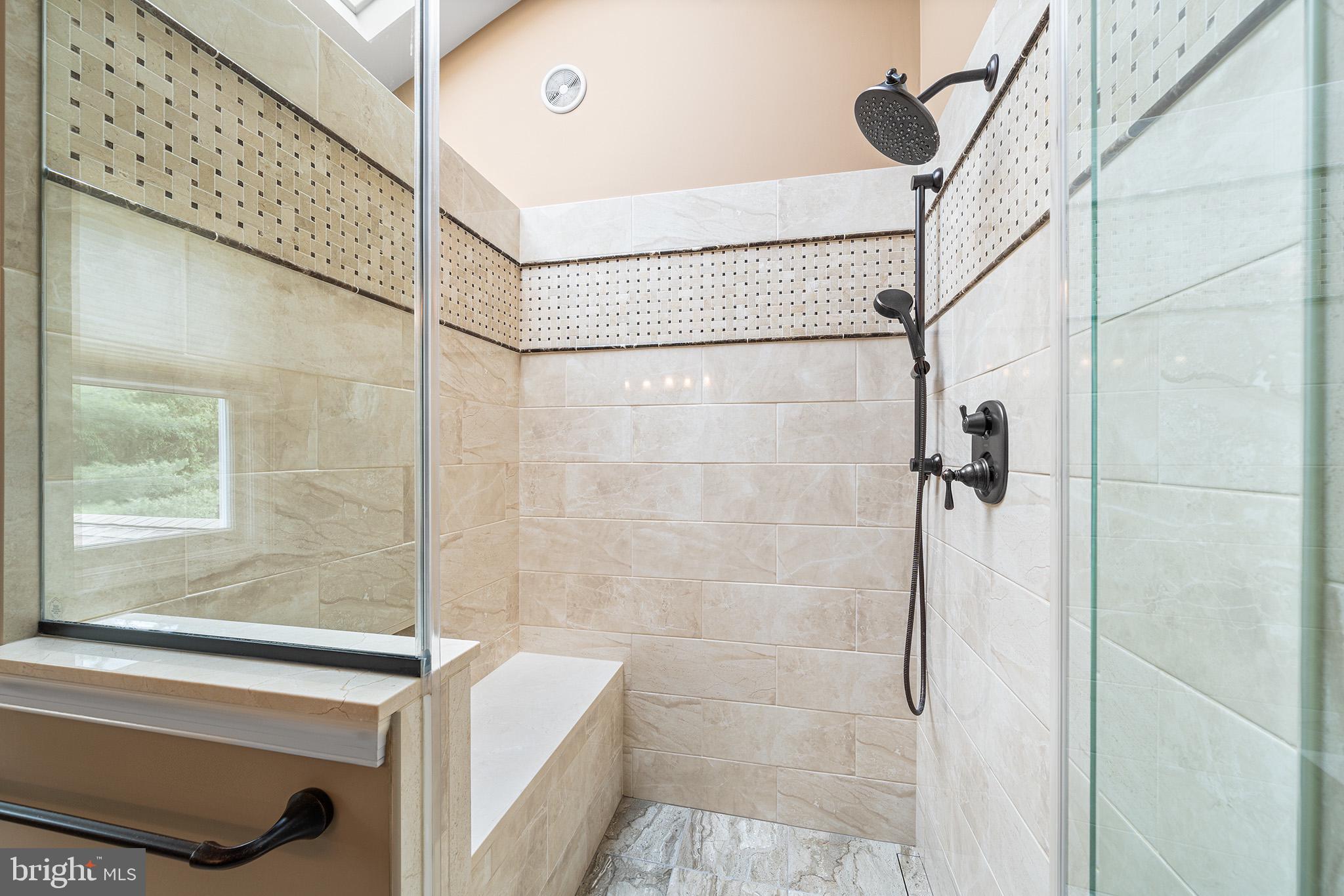 GWYNEDD SHIRES - Residential