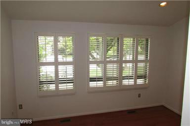 ROLAND SPRINGS - Residential Lease