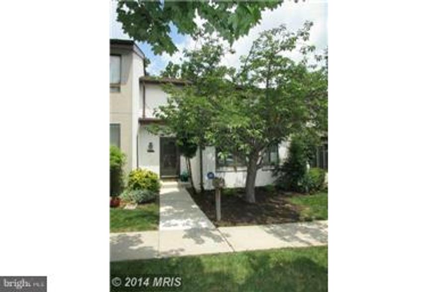 Gorgeous 3 bedroom 3 1/2 bath home in Roland Springs. Enjoy ample dining and living room with wood burning fireplace. Kitchen has been updated with stainless steel appliances.  This community includes amenities such as a swimming pool and lawn care.  Walking distance to many restaurants such as Miss Shirley's and Alonzo's.