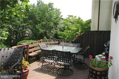 ROLAND SPRINGS - Residential Lease