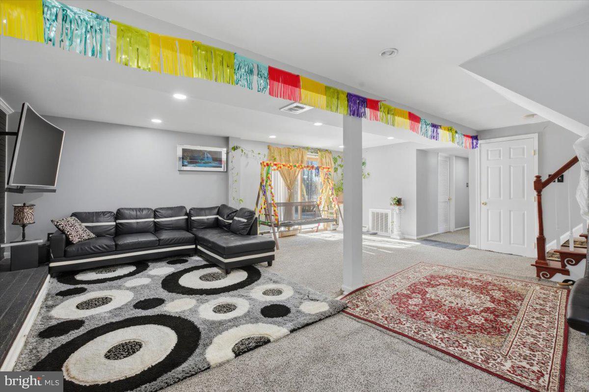 DALE CITY - Residential