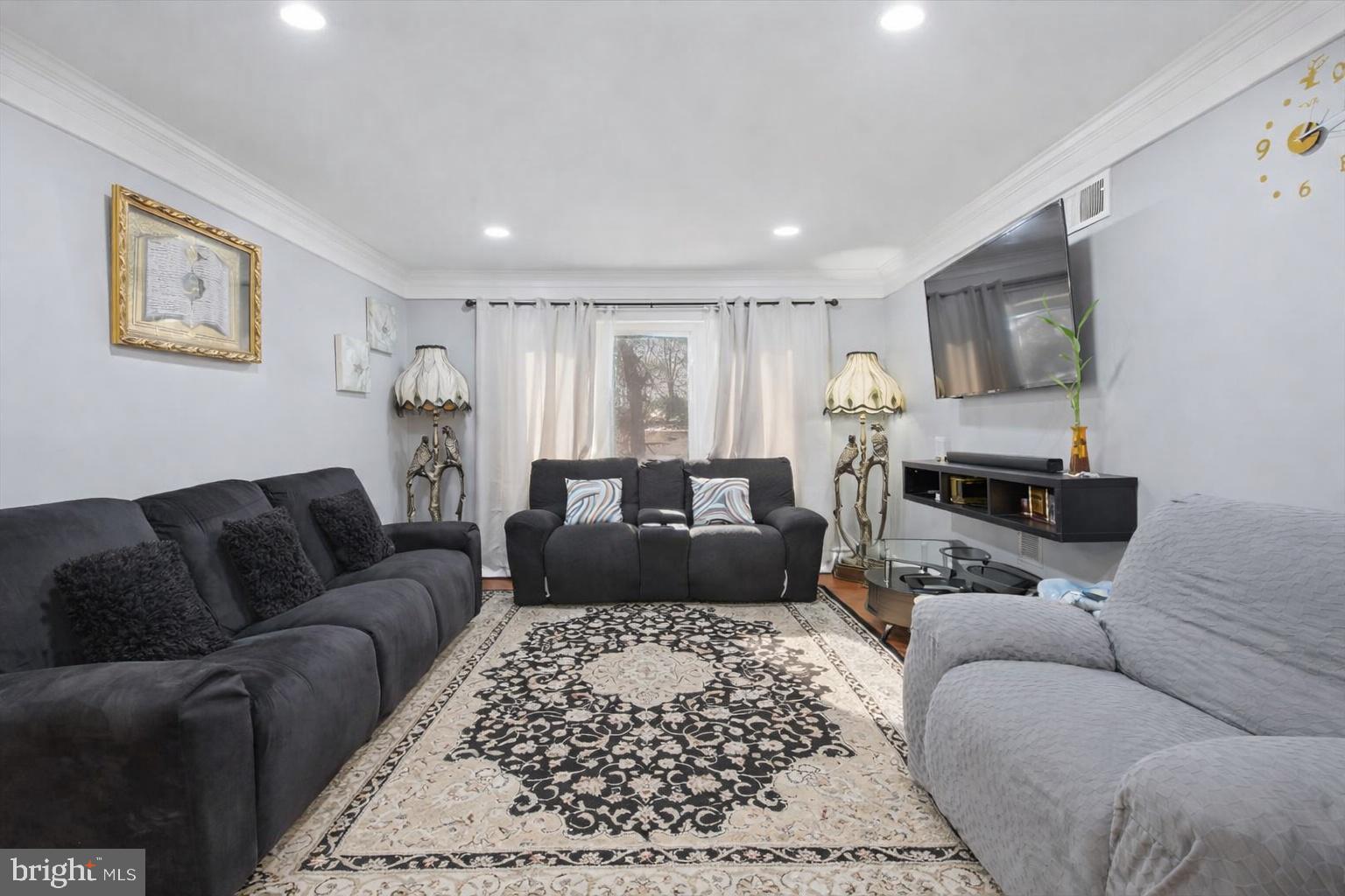 DALE CITY - Residential