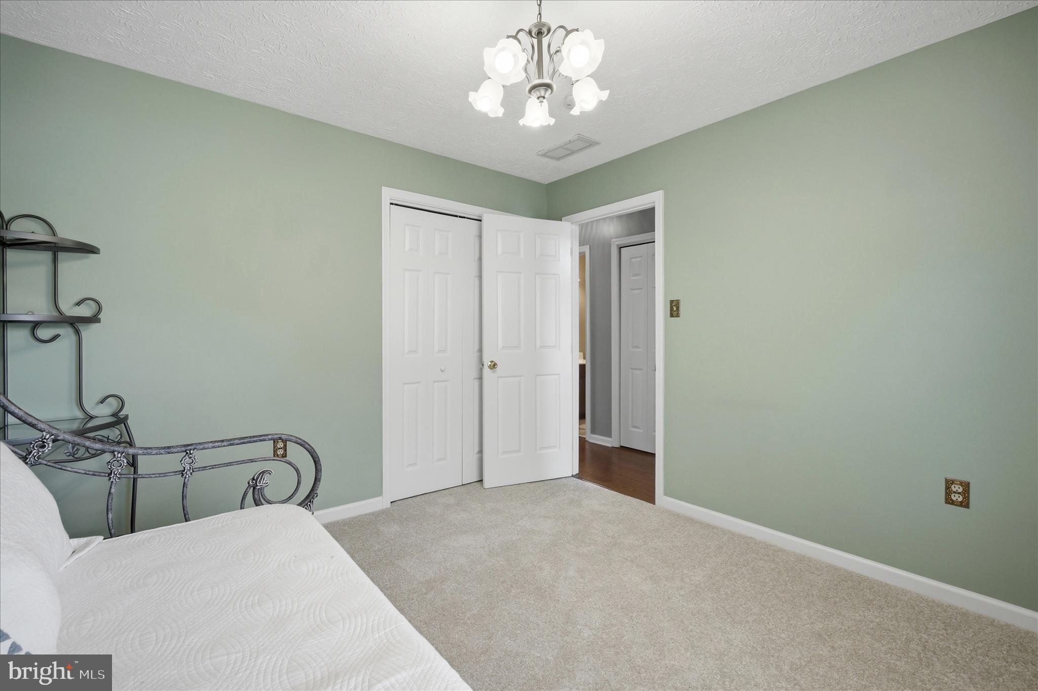 CHAPEL HILL - Residential