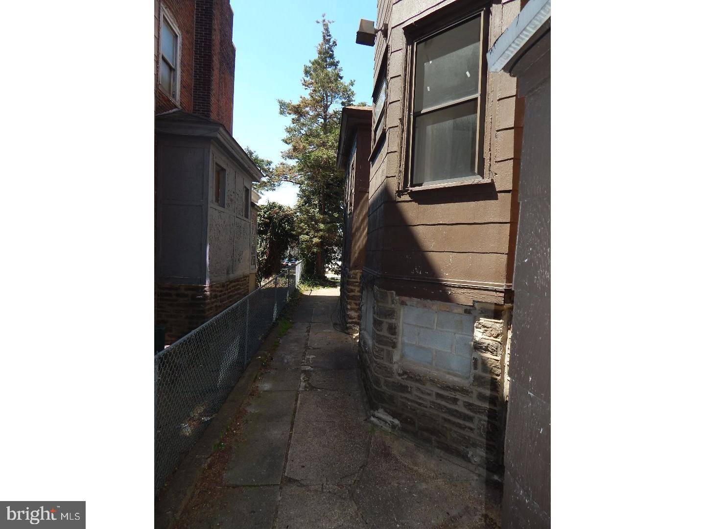 LOGAN - Residential Lease