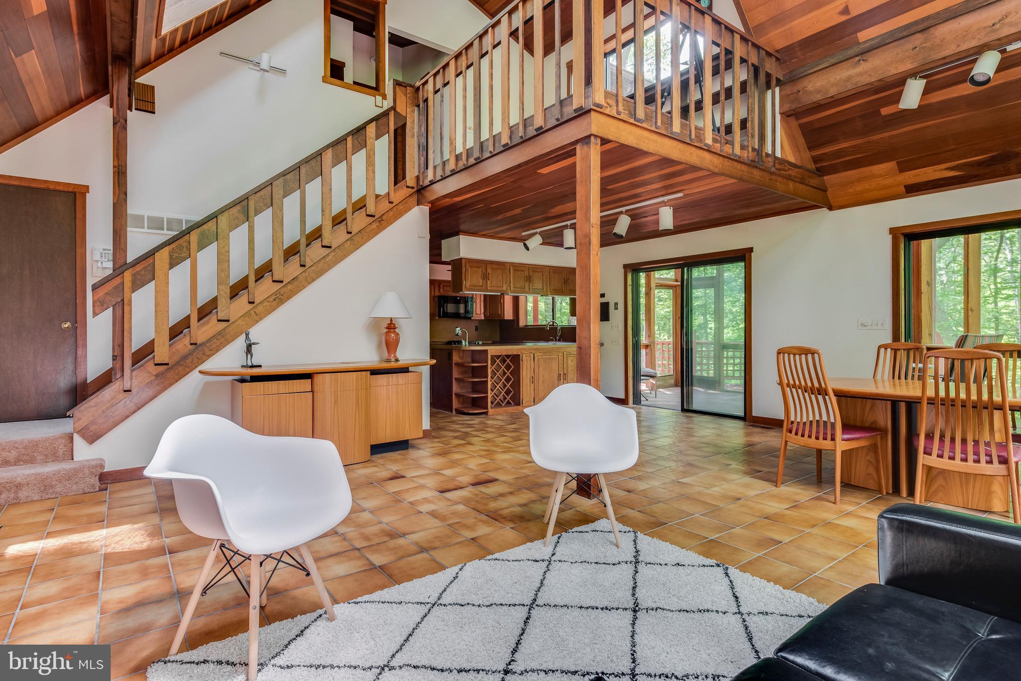 HARBOR OAKS - Residential