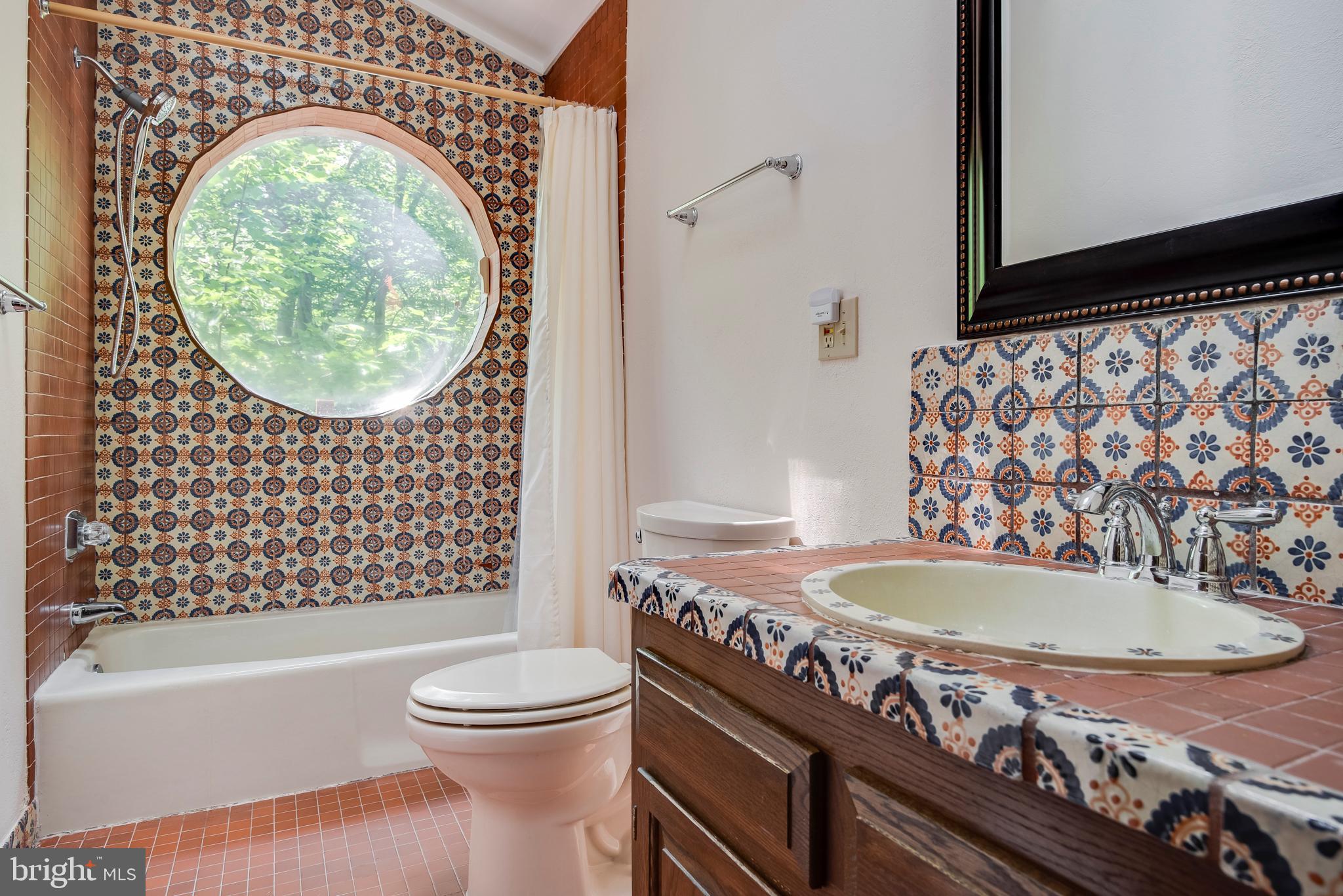 HARBOR OAKS - Residential