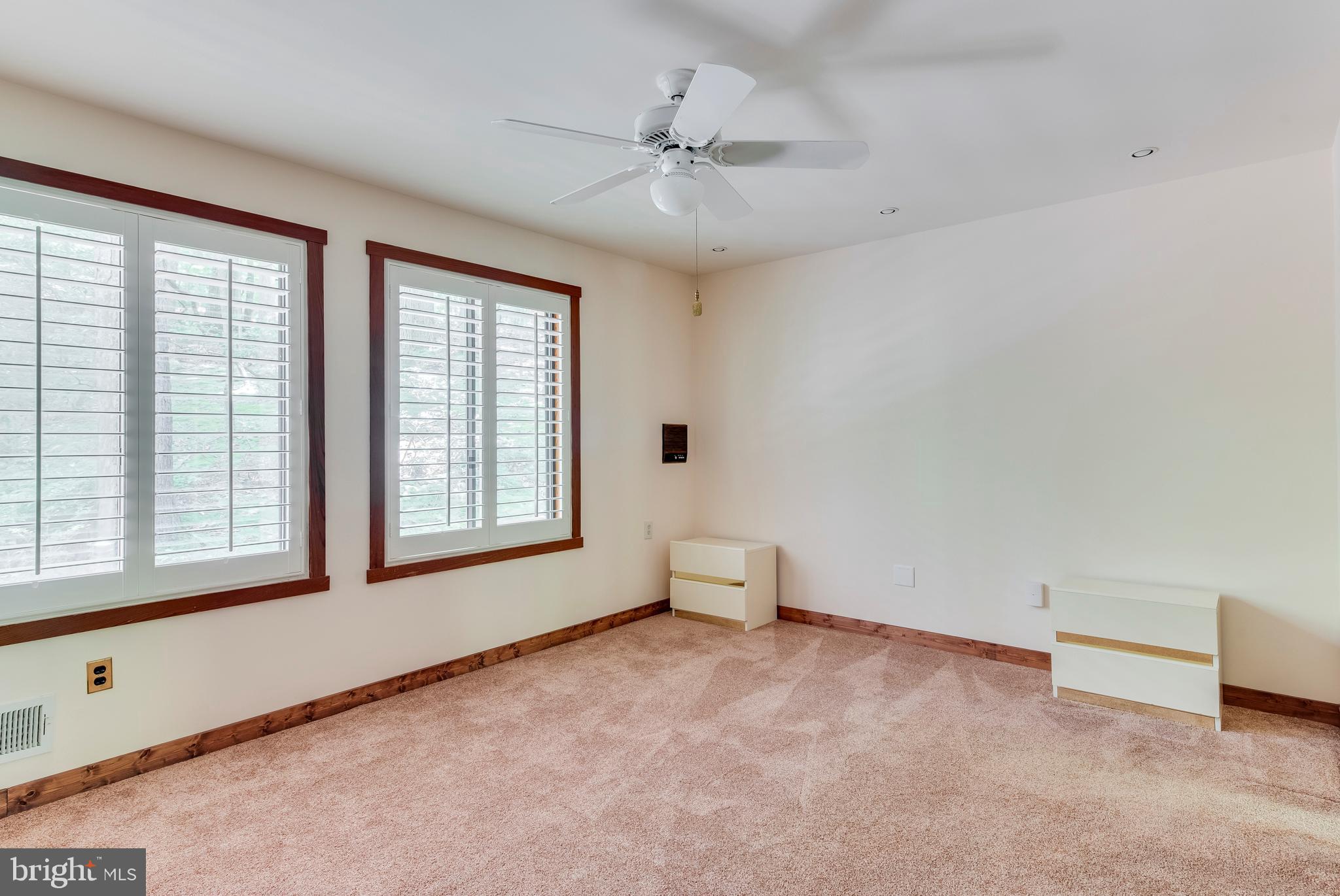 HARBOR OAKS - Residential