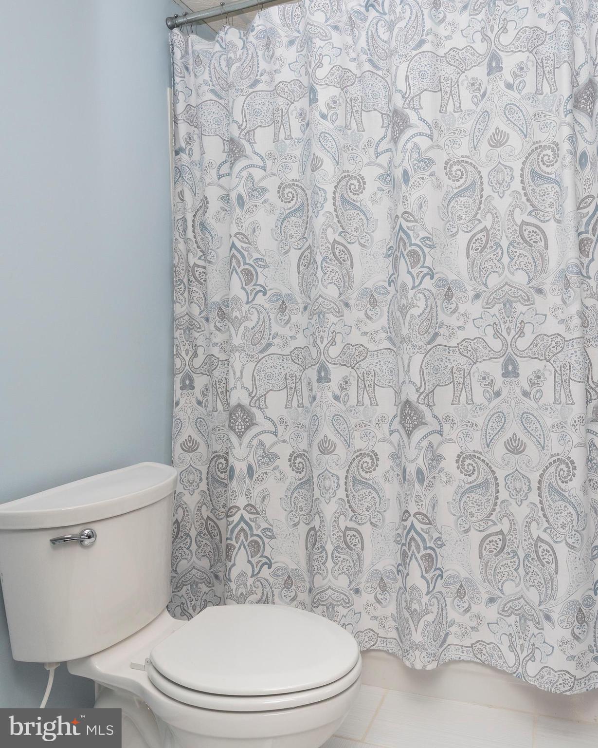 HARBOR OAKS - Residential