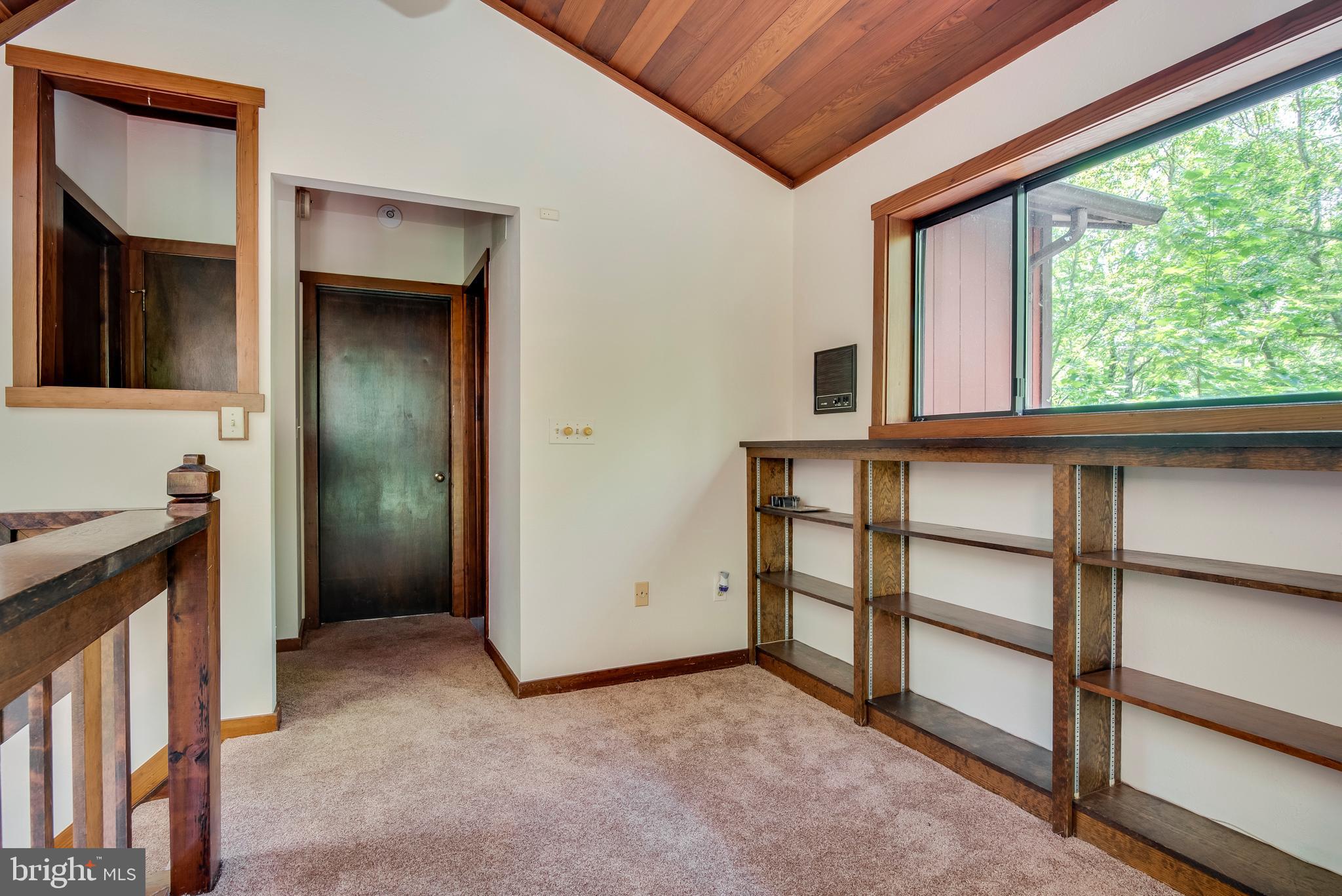 HARBOR OAKS - Residential