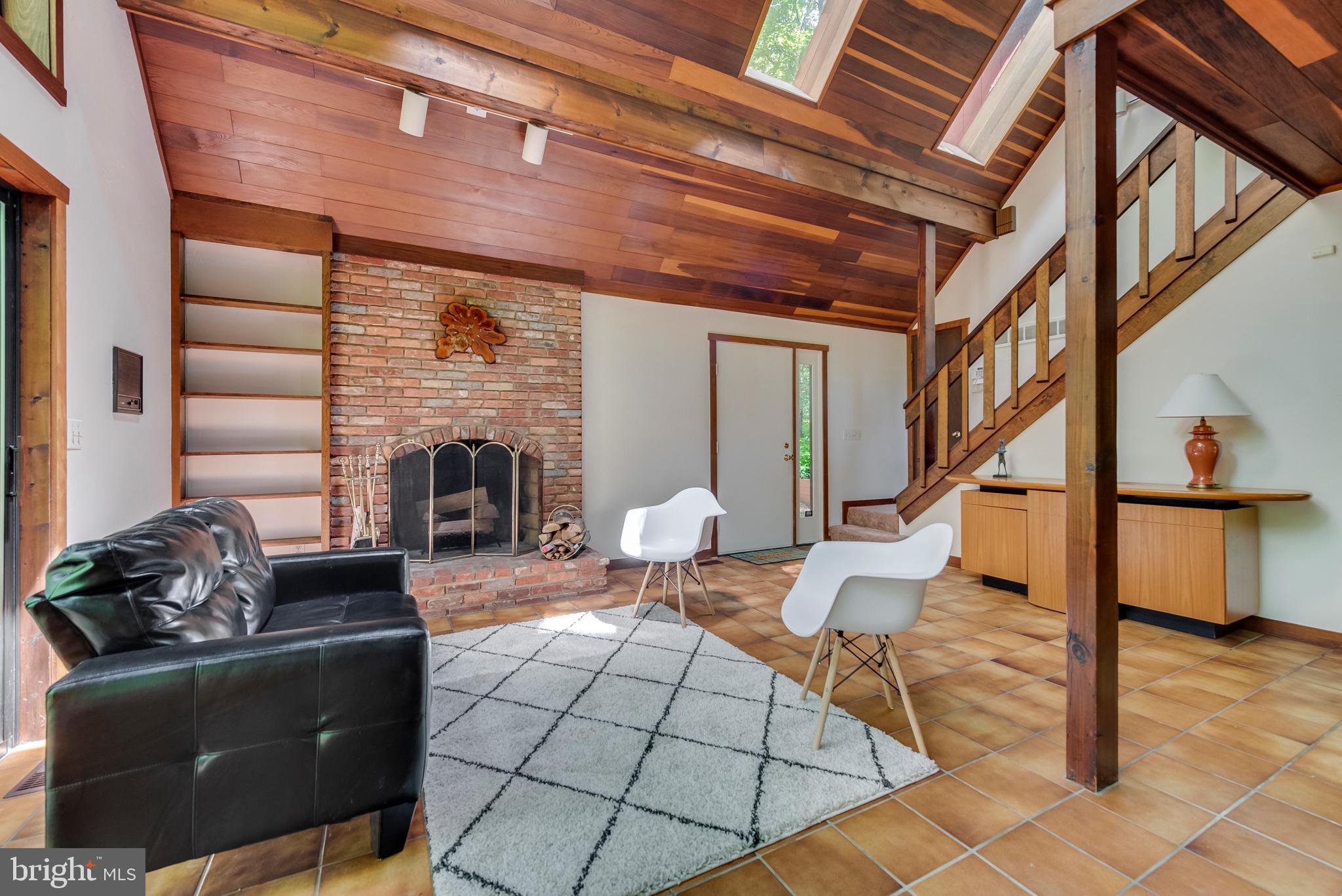 HARBOR OAKS - Residential