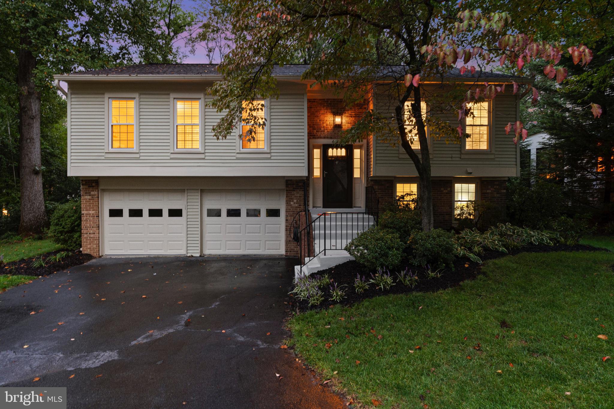 6101 DORY LANDING COURT