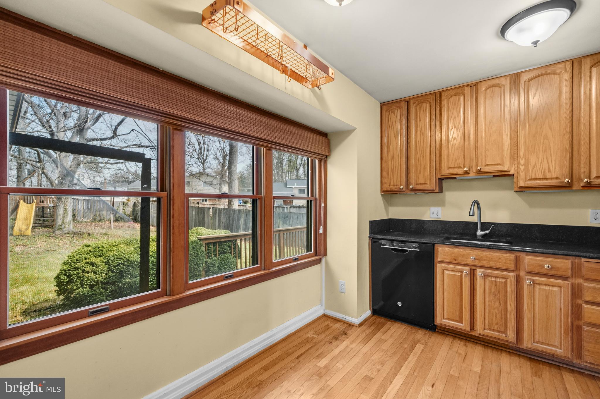 ANNANDALE TERRACE - Residential