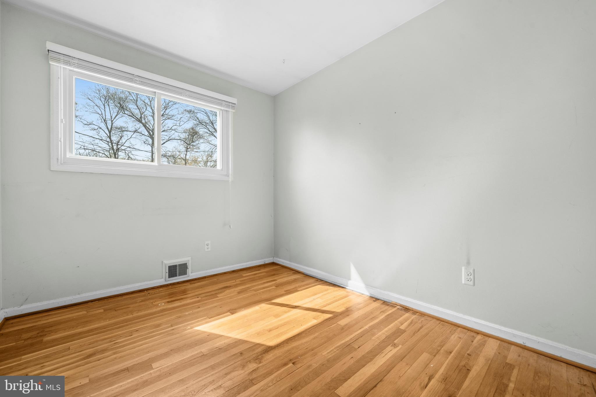 ANNANDALE TERRACE - Residential