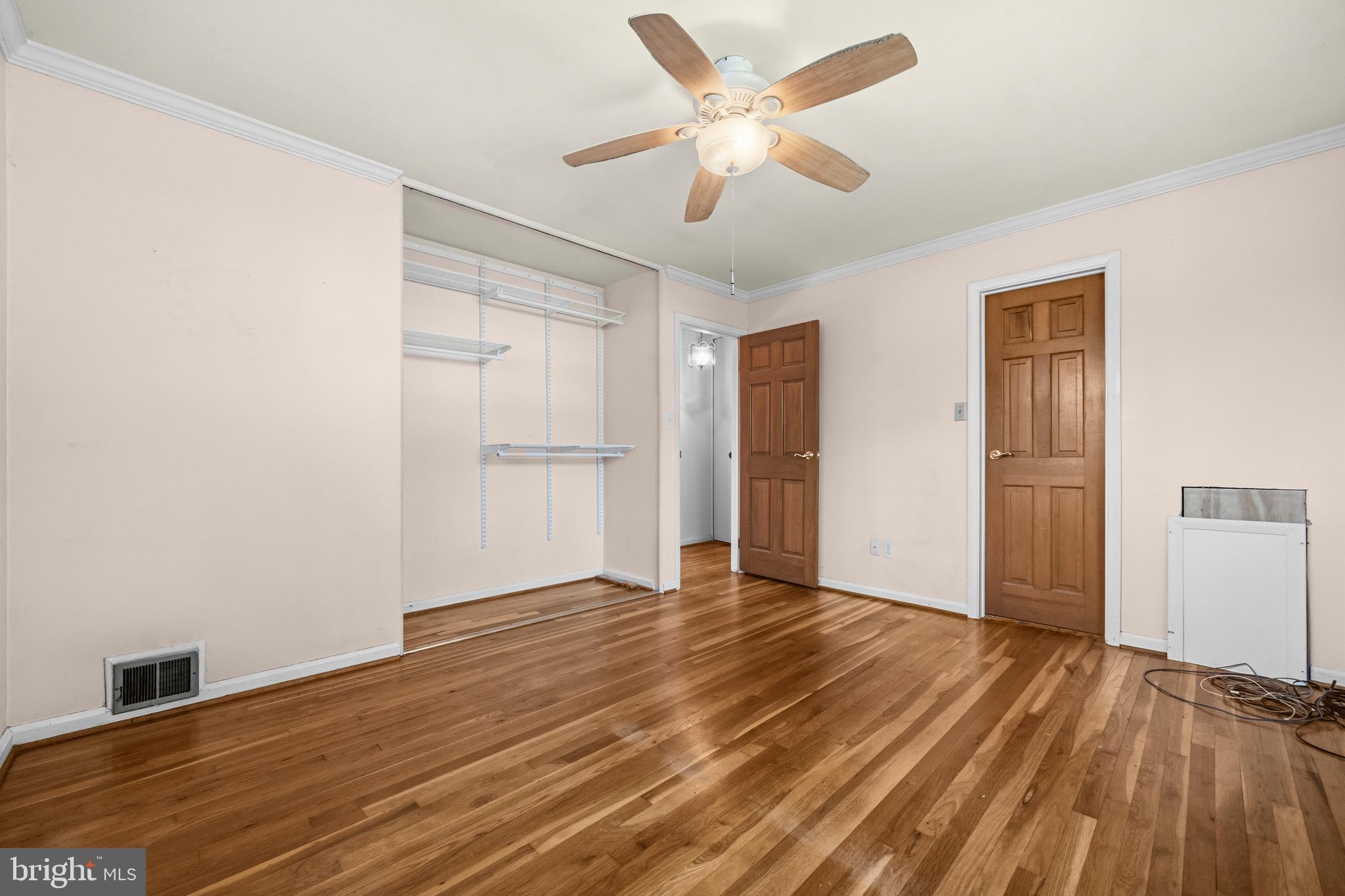 ANNANDALE TERRACE - Residential