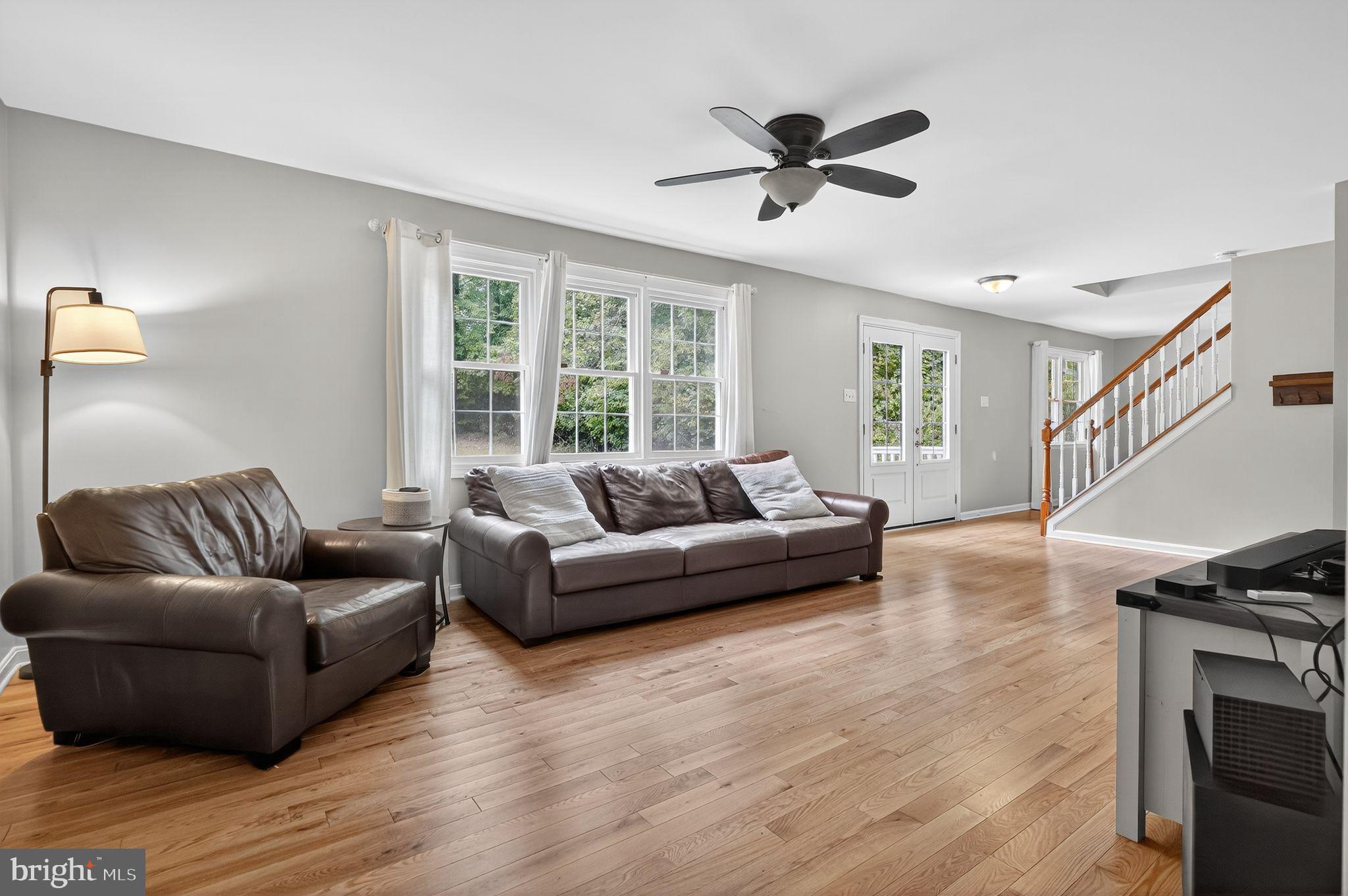 2196 HALLMARK COURT