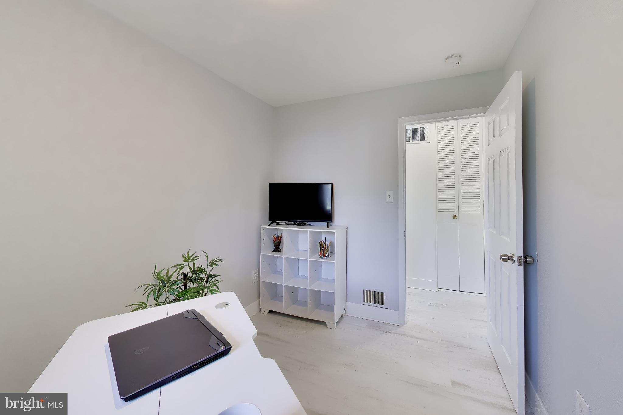 KINGS PARK - Residential