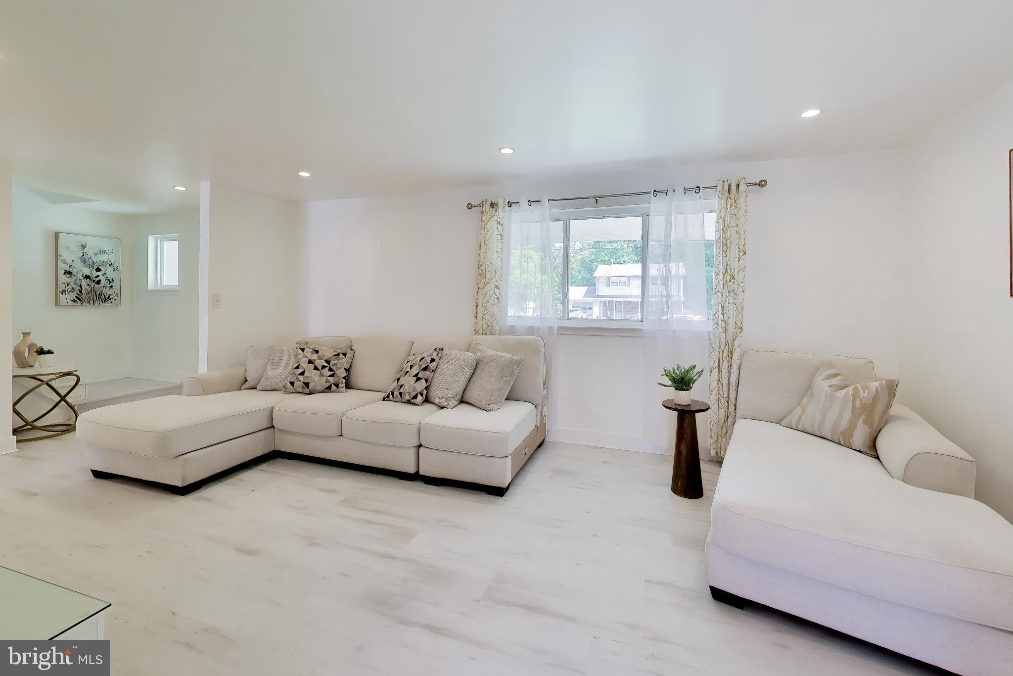 KINGS PARK - Residential