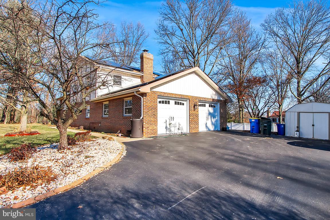 BROOKHILL SOUTH - Residential