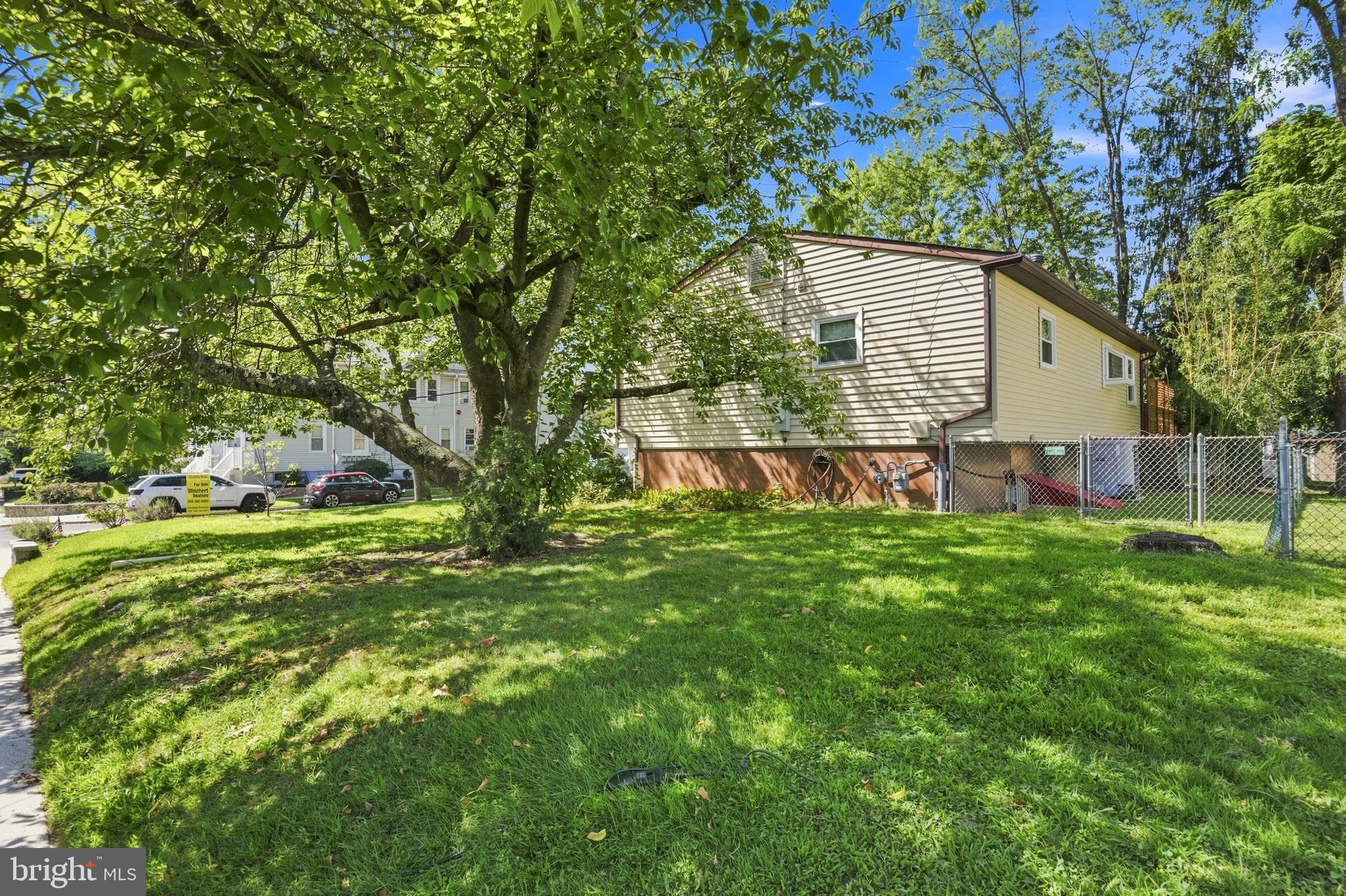 119 READING AVENUE