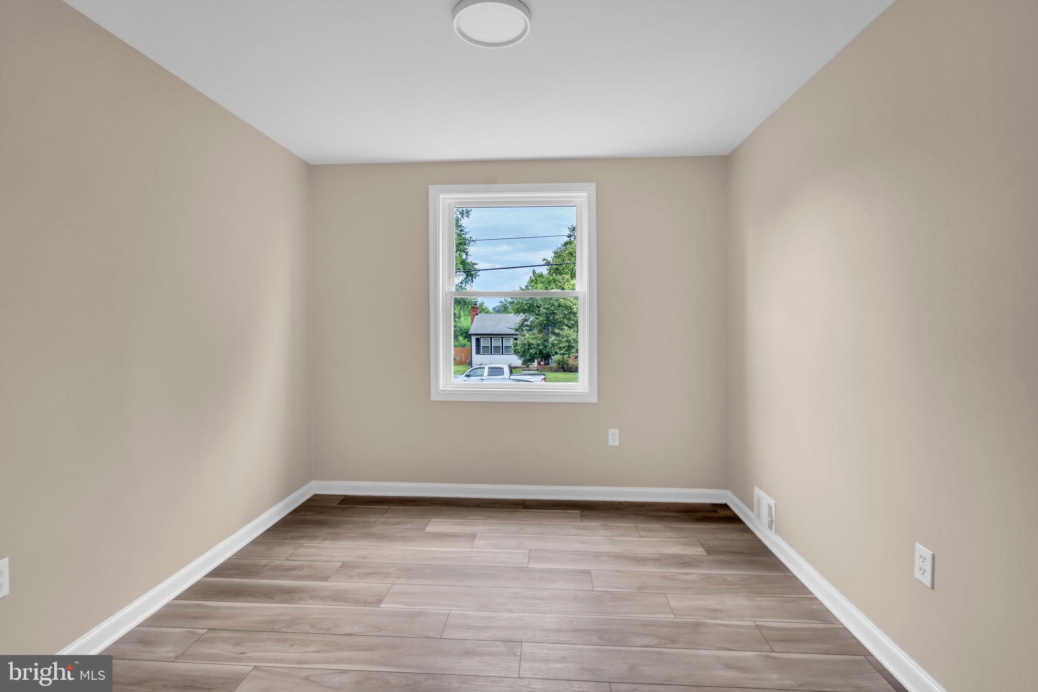 RIVER RIDGE ESTATES - Residential