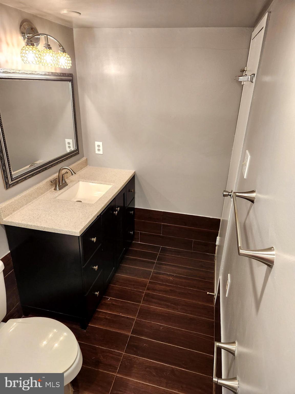 CHELSEA WOODS CONDO - Residential