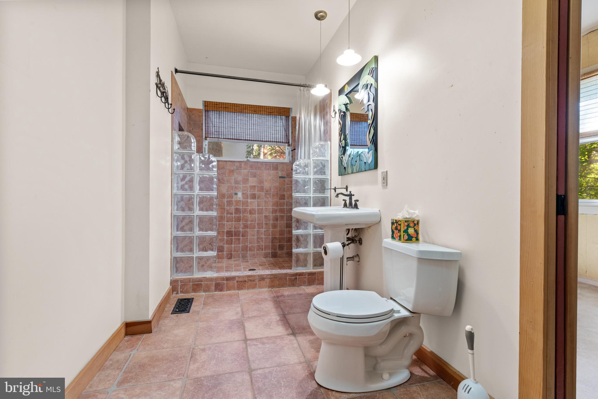 PINES ON THE SEVERN - Residential