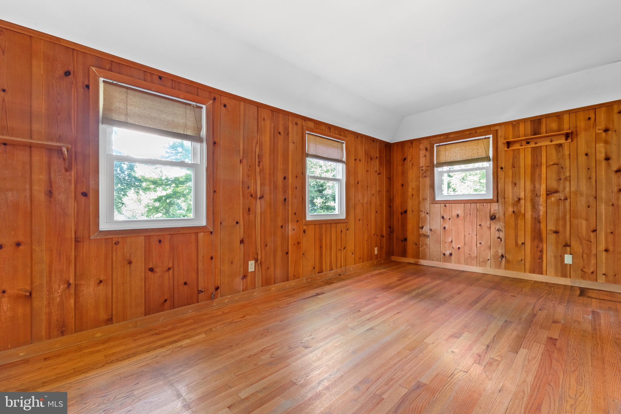 PINES ON THE SEVERN - Residential