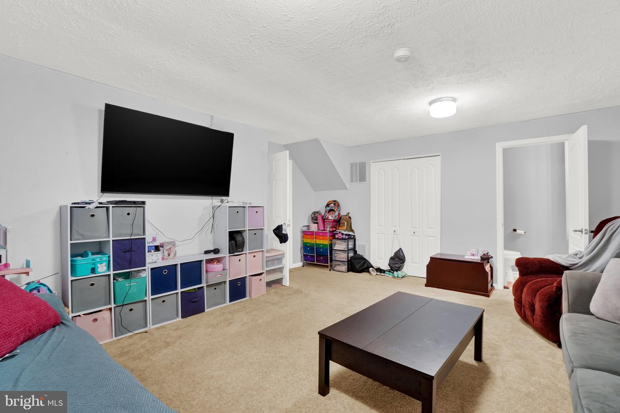 GREENSPRINGS - Residential