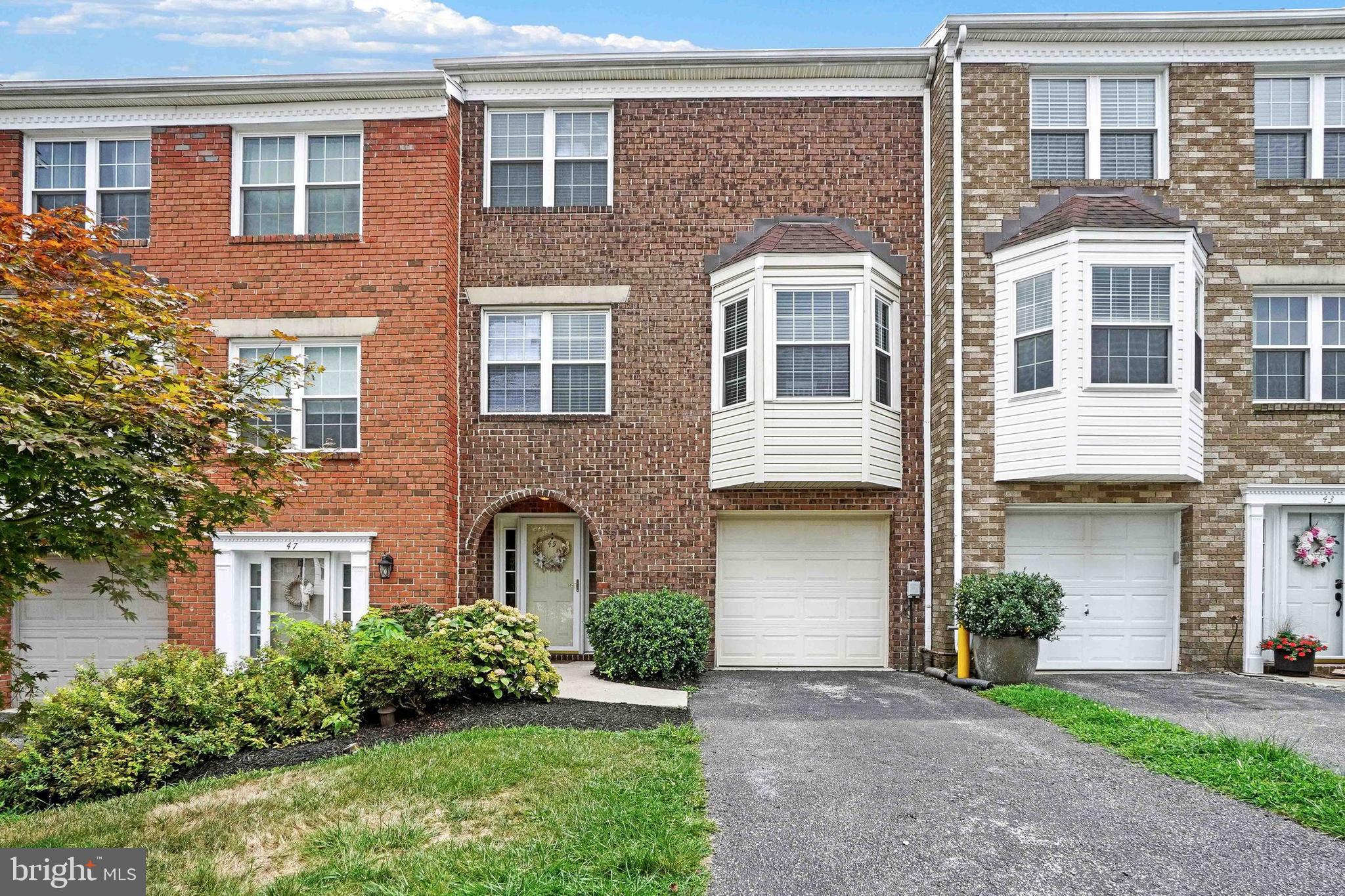 GREENSPRINGS - Residential