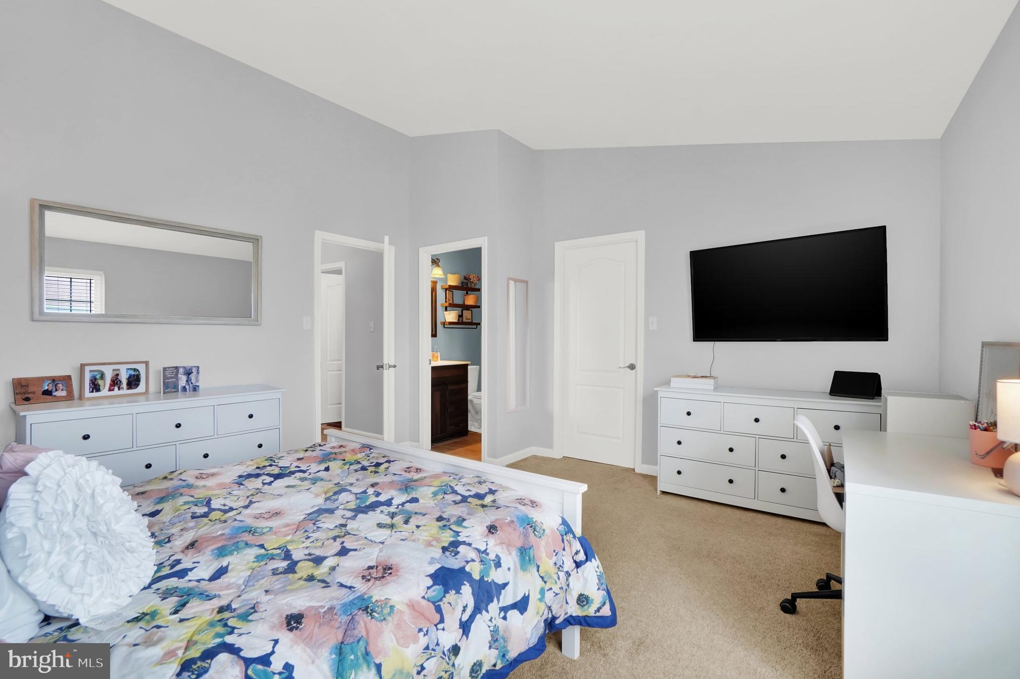 GREENSPRINGS - Residential