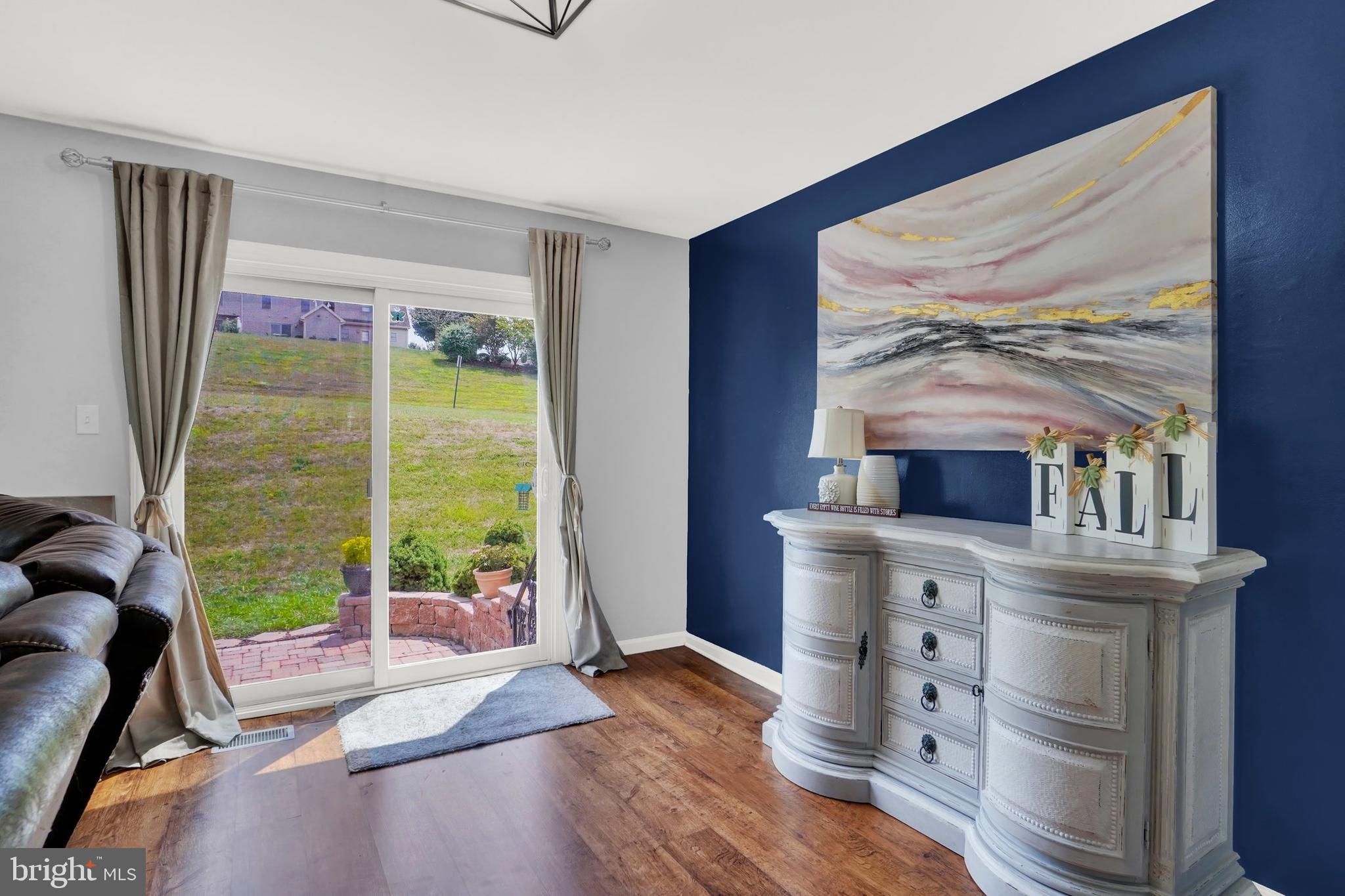 GREENSPRINGS - Residential