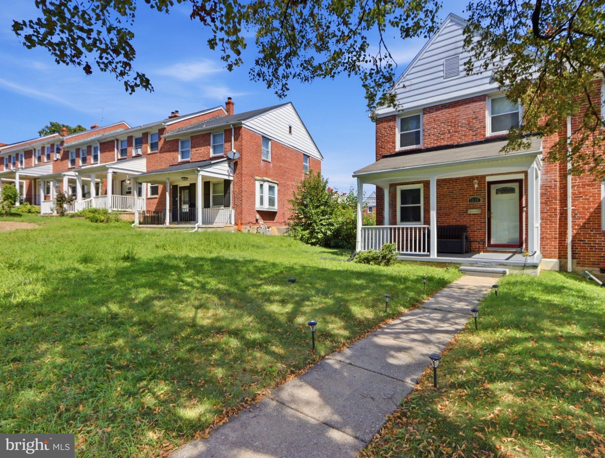 1528 RAMBLEWOOD ROAD