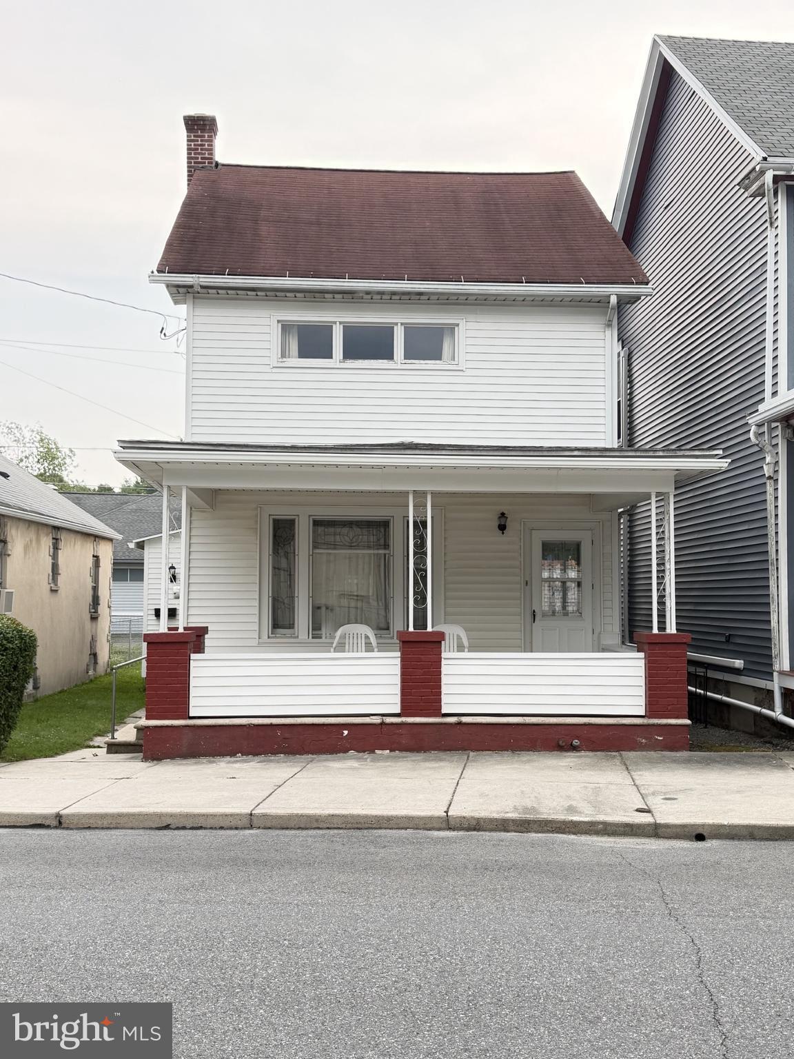 45 W HOLLAND STREET