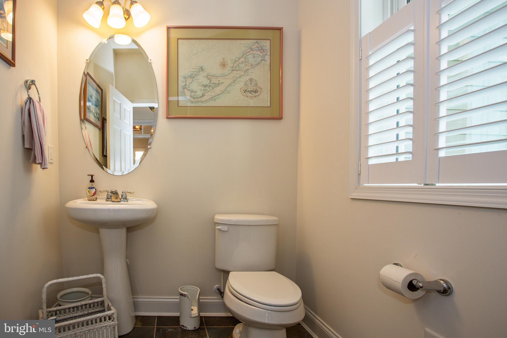 WAGAMONS WEST SHORES - Residential