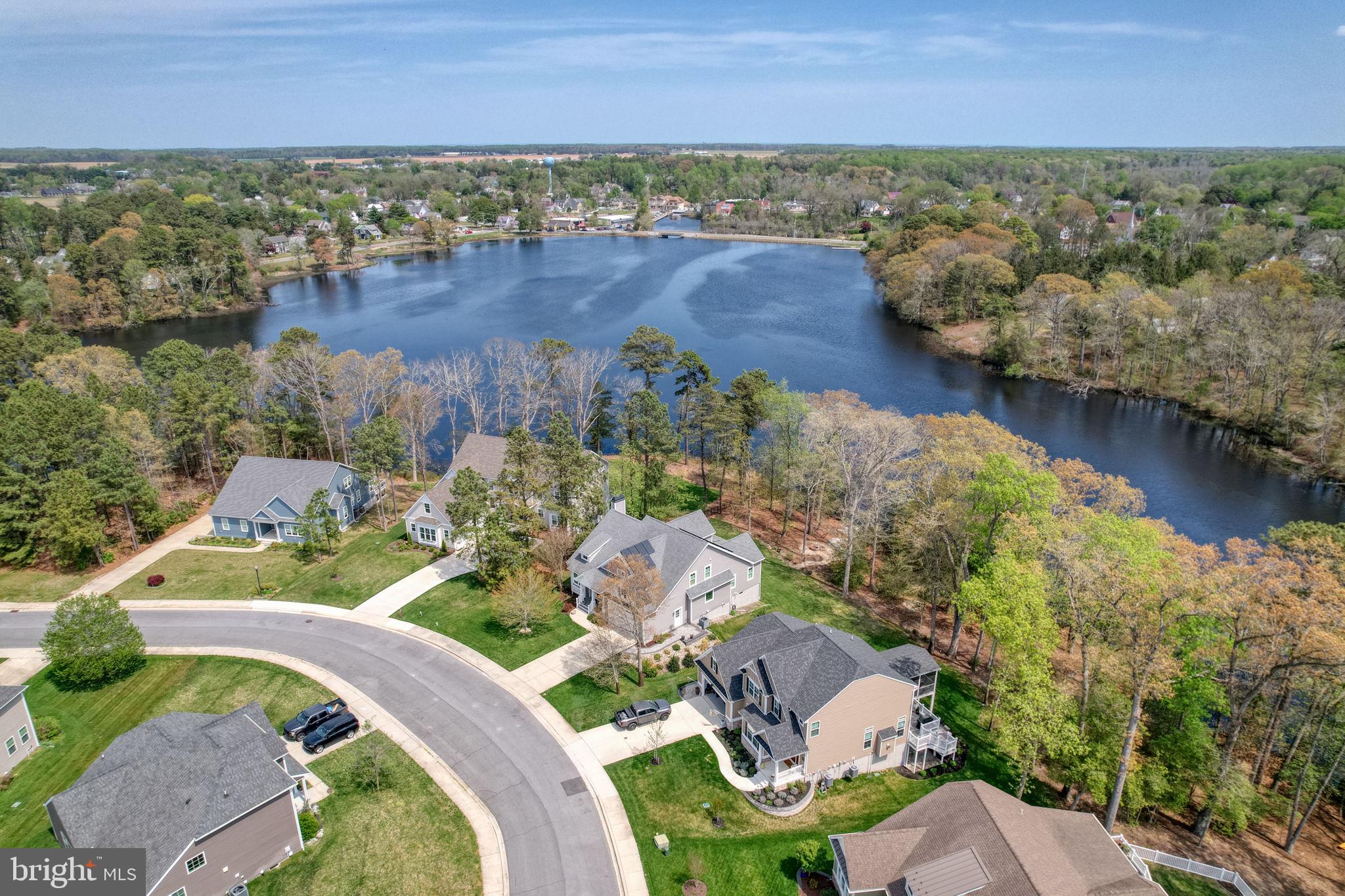 WAGAMONS WEST SHORES - Residential