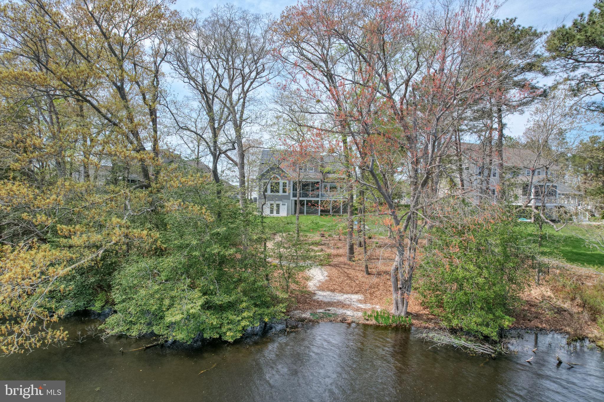 WAGAMONS WEST SHORES - Residential