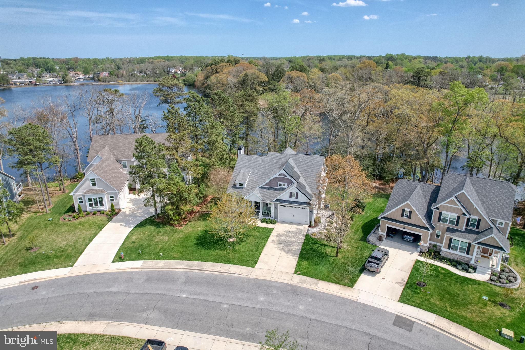 WAGAMONS WEST SHORES - Residential