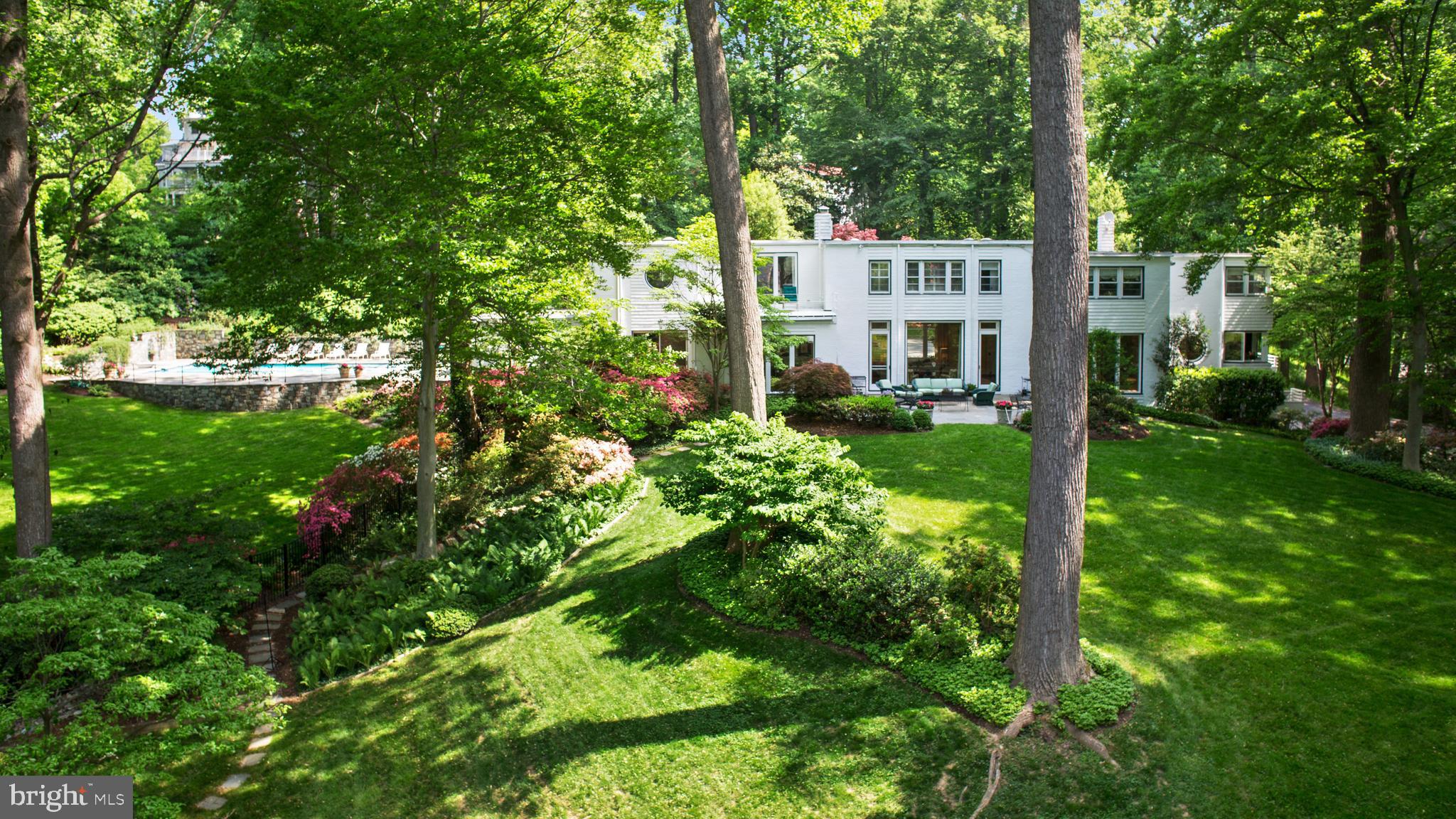 WESTMORELAND HILLS - Residential