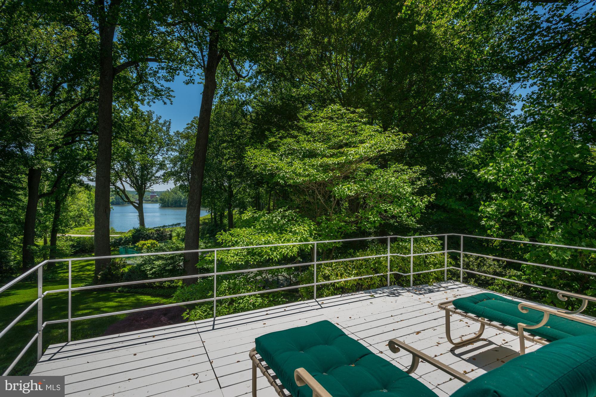 WESTMORELAND HILLS - Residential