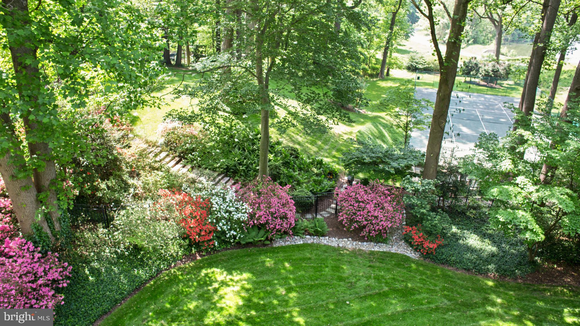 WESTMORELAND HILLS - Residential