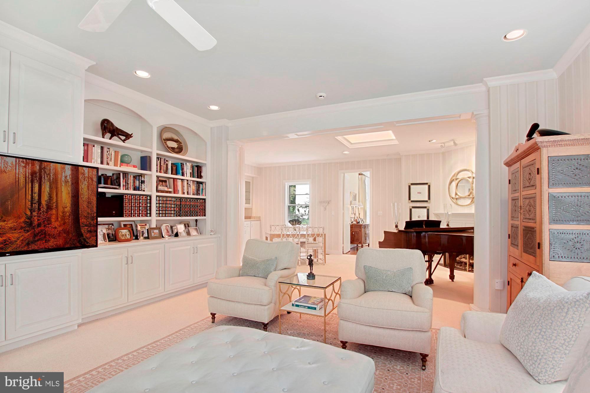 WESTMORELAND HILLS - Residential