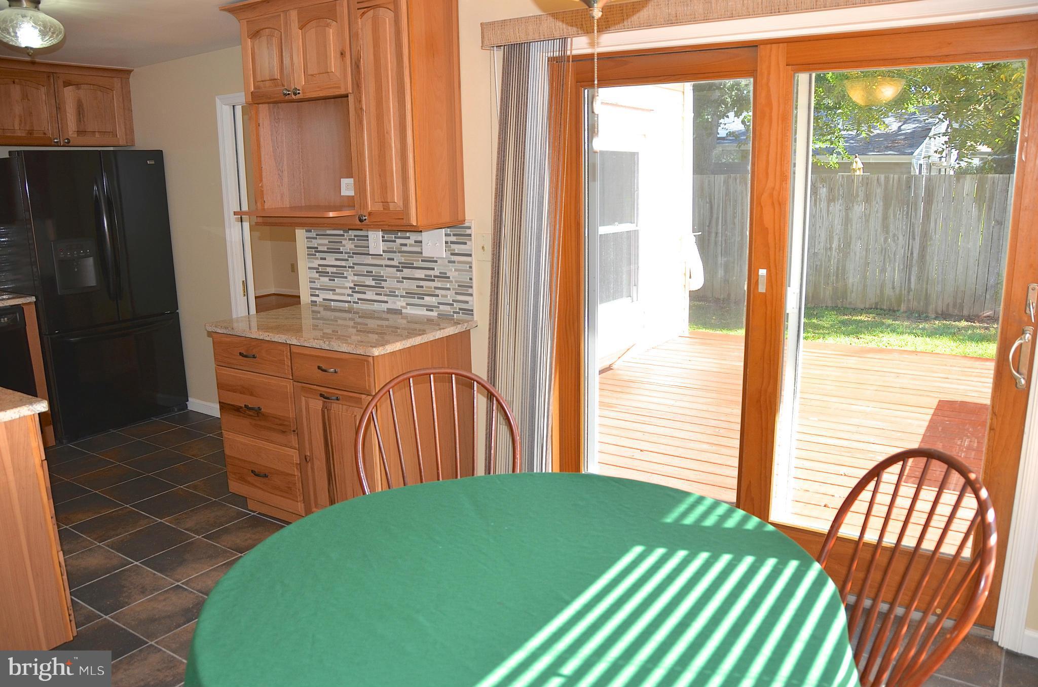 WOODLAND BEACH - Residential