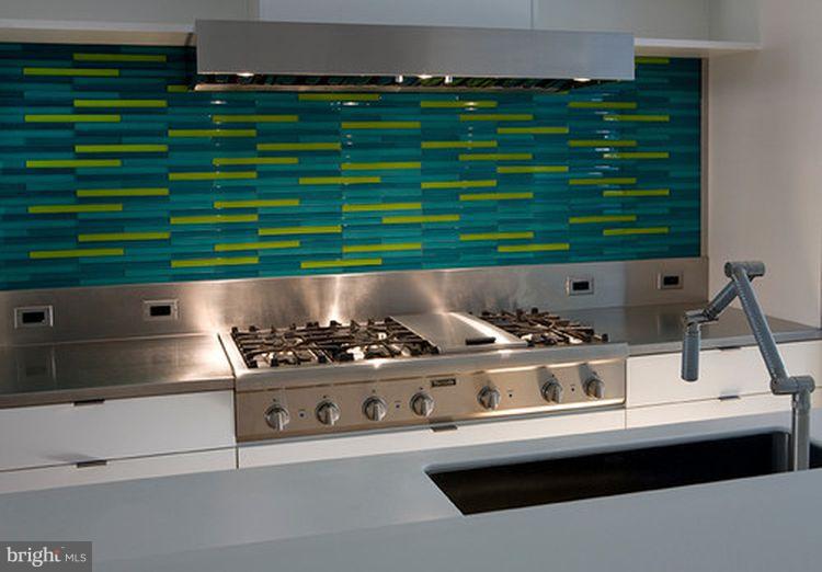 FALLSTONE - Residential