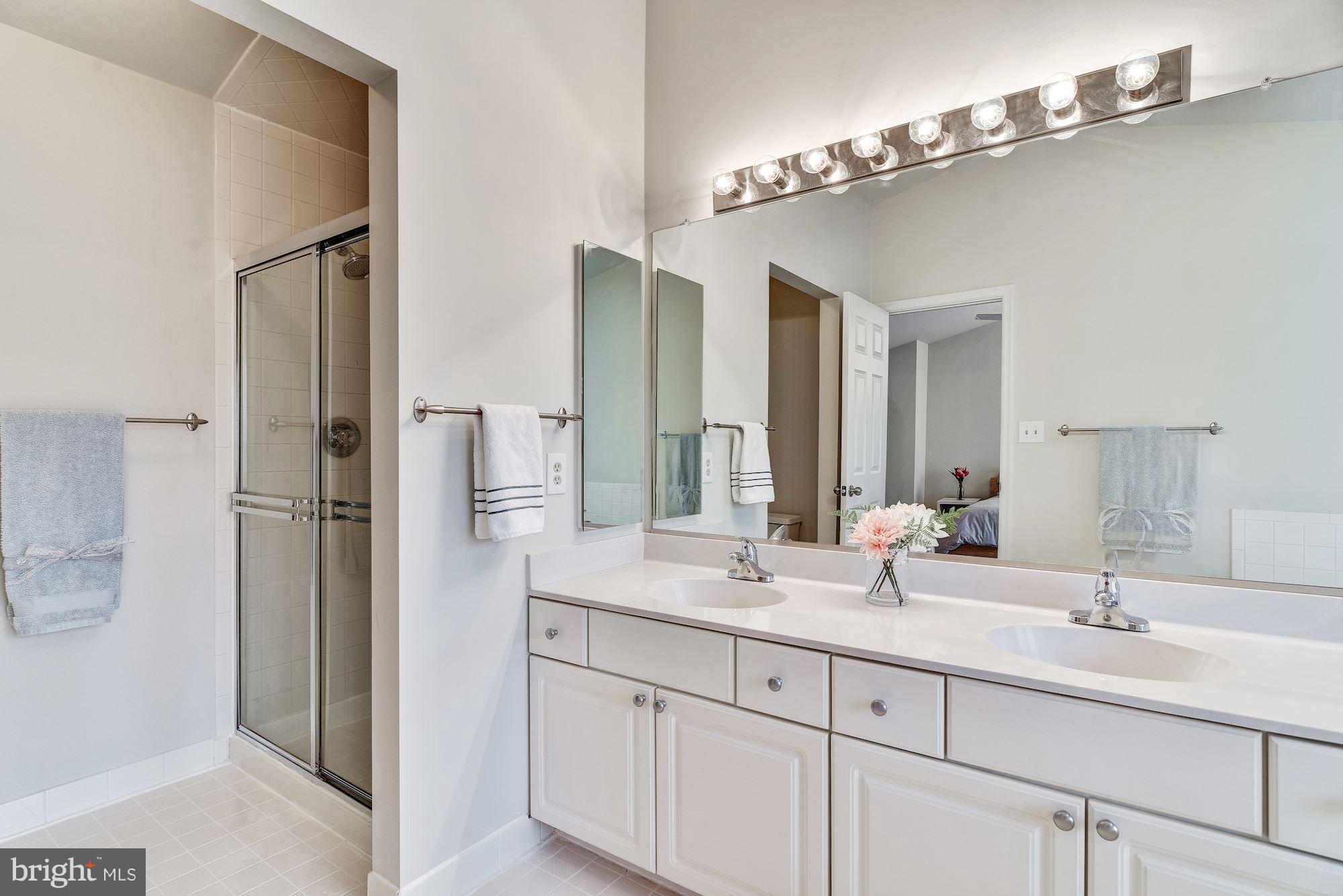 FALLSTONE - Residential