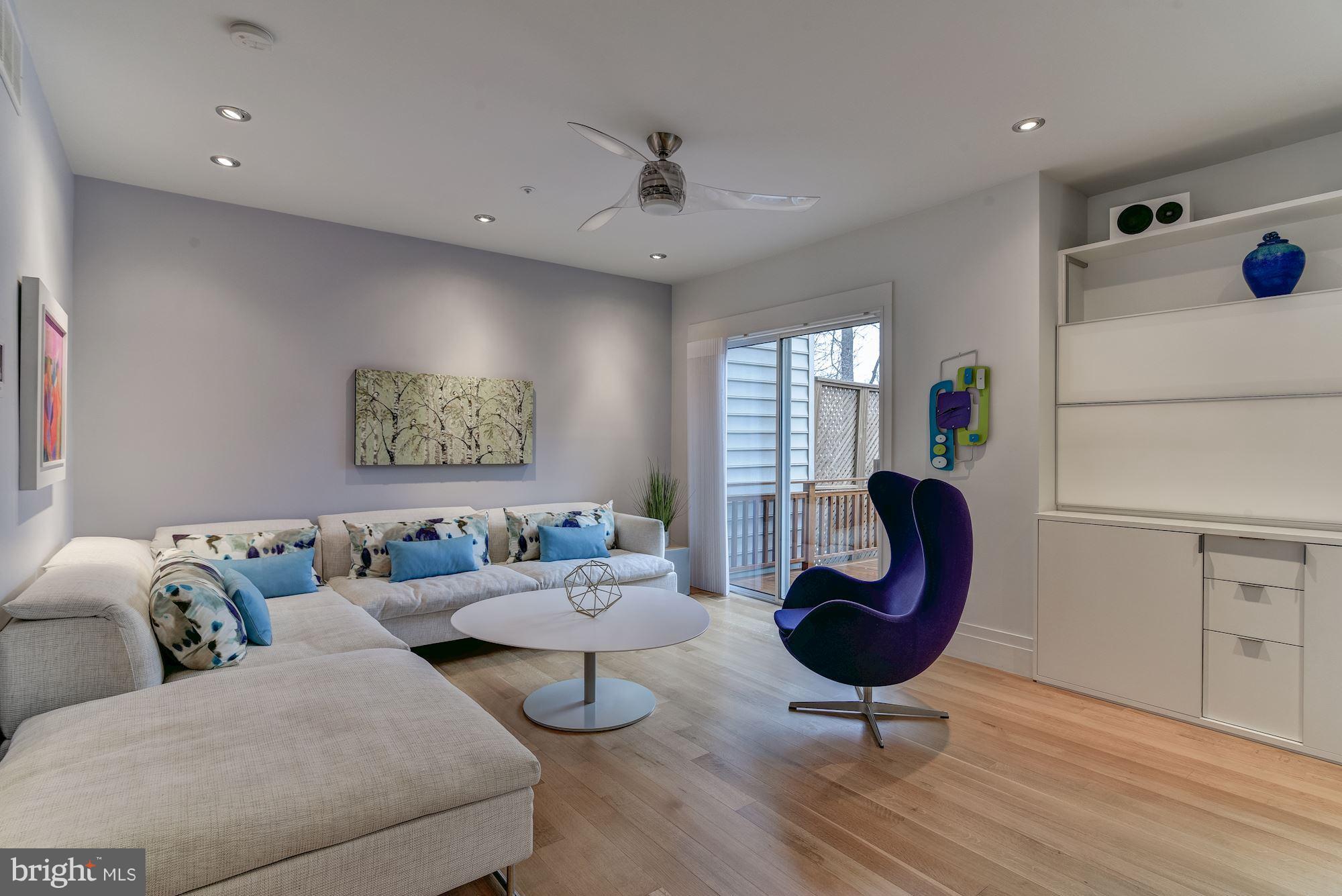 FALLSTONE - Residential