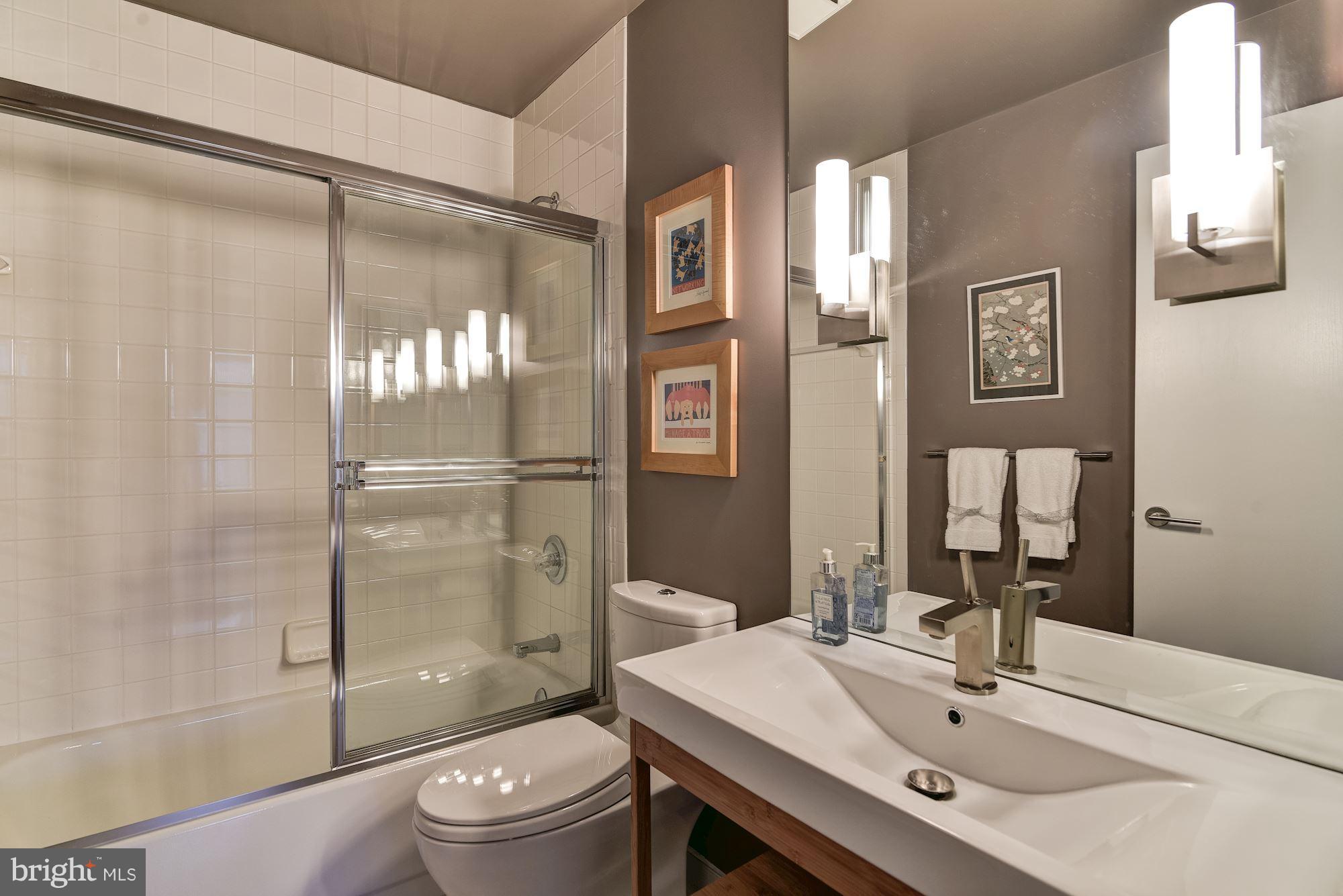 FALLSTONE - Residential