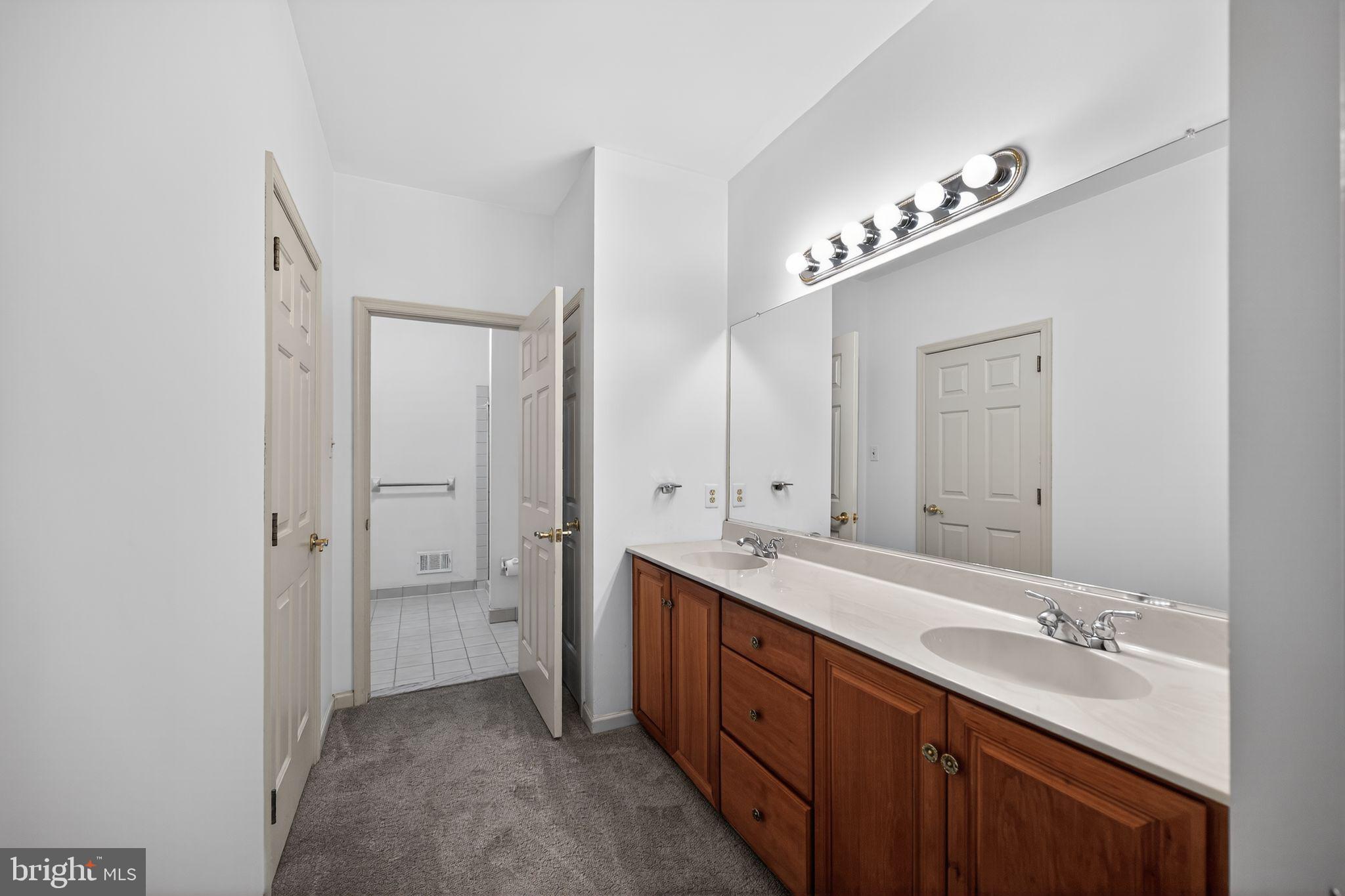 EAGLEVIEW - Residential