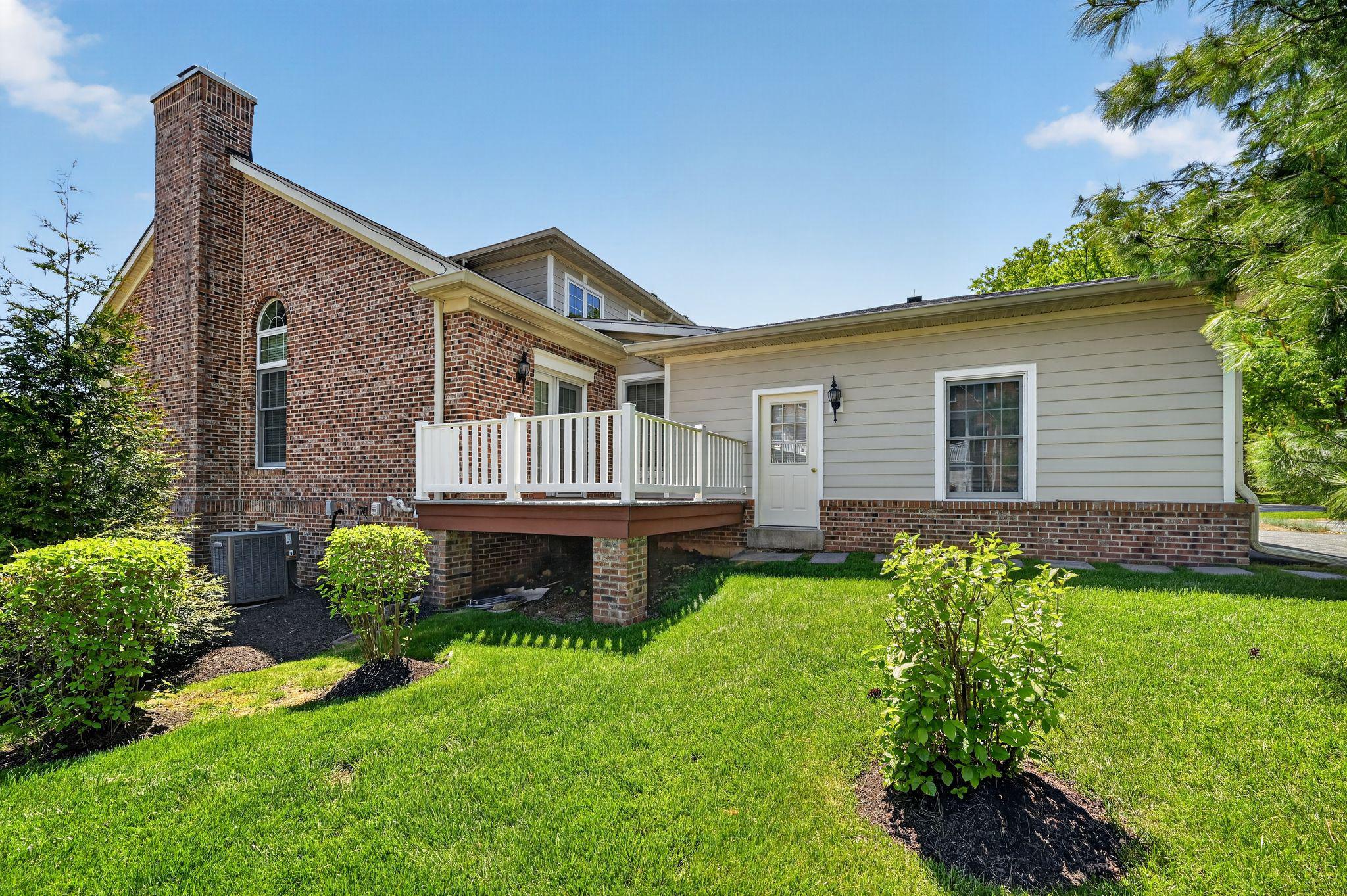 EAGLEVIEW - Residential