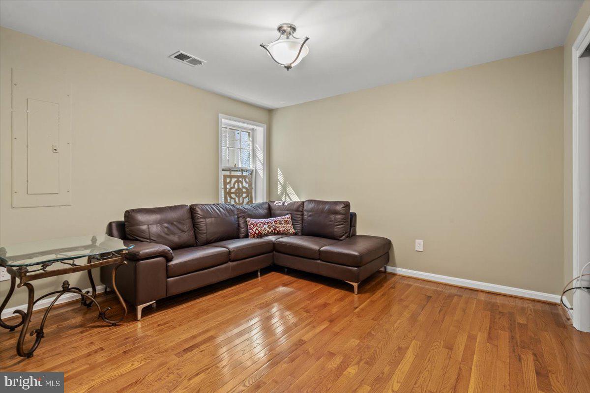 BELLE HAVEN ON THE GREEN - Residential